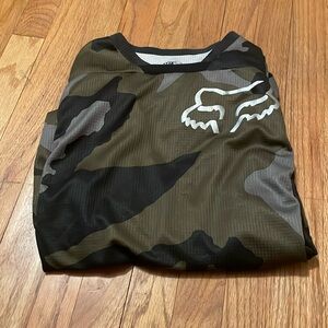 Men’s Fox racing shirt